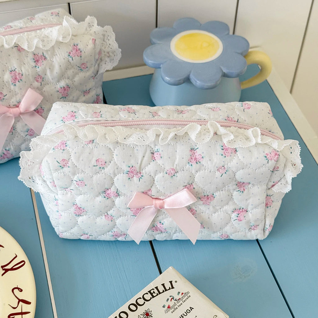 Flower Lace Makeup Bag